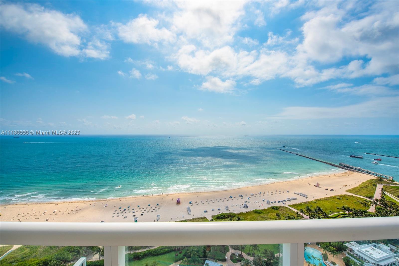 CONTINUUM ON SOUTH BEACH - Residential