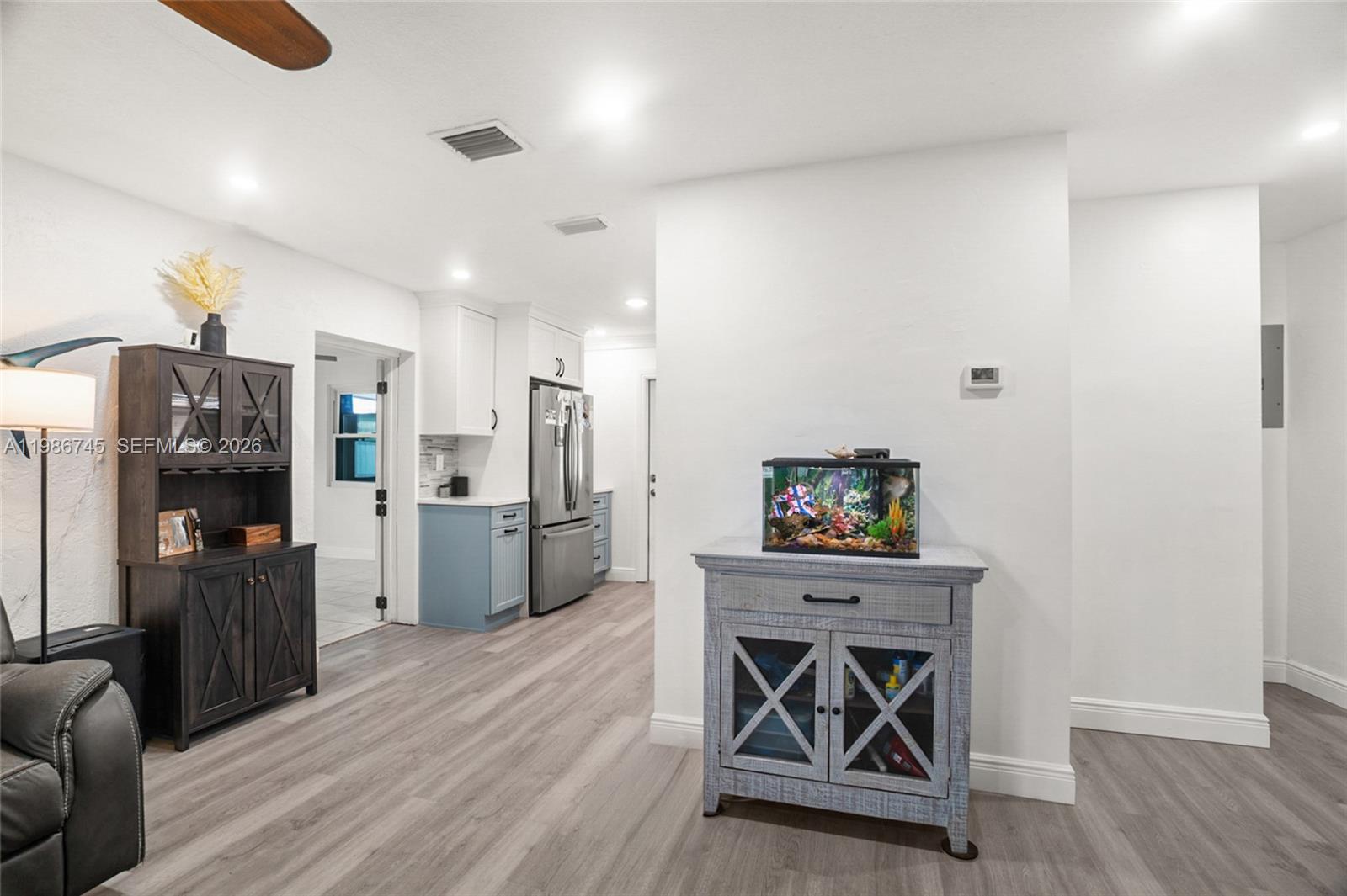 CRESTHAVEN NO 5 - Residential