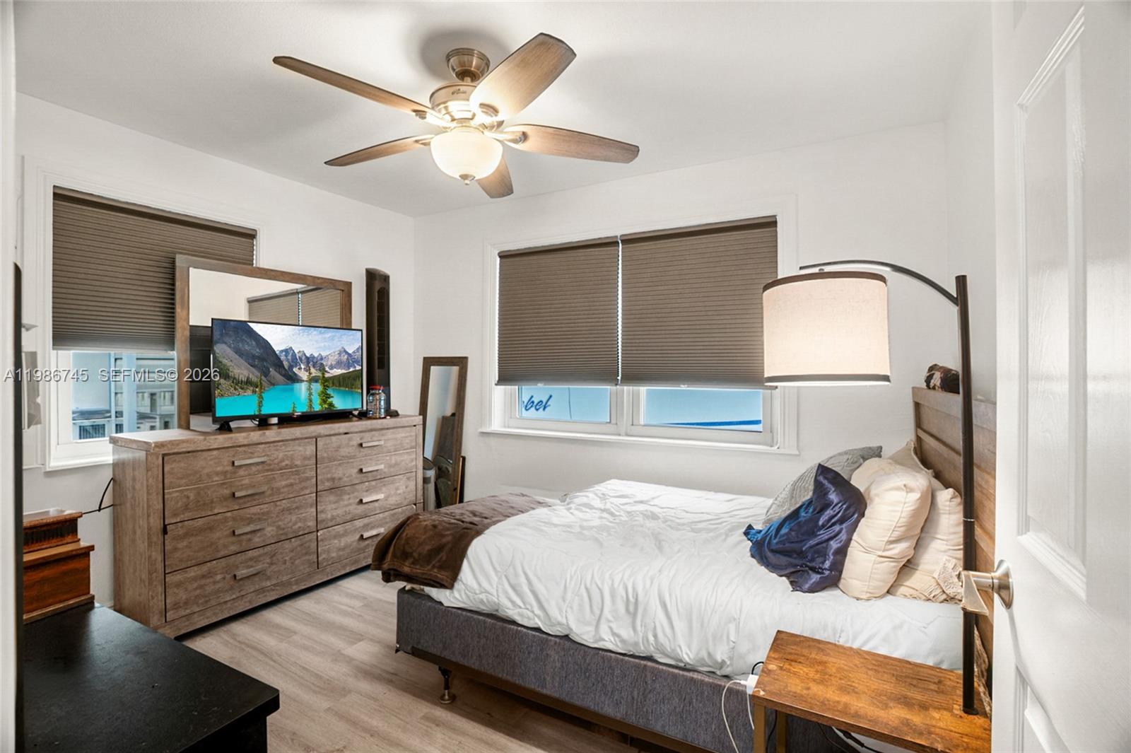 CRESTHAVEN NO 5 - Residential