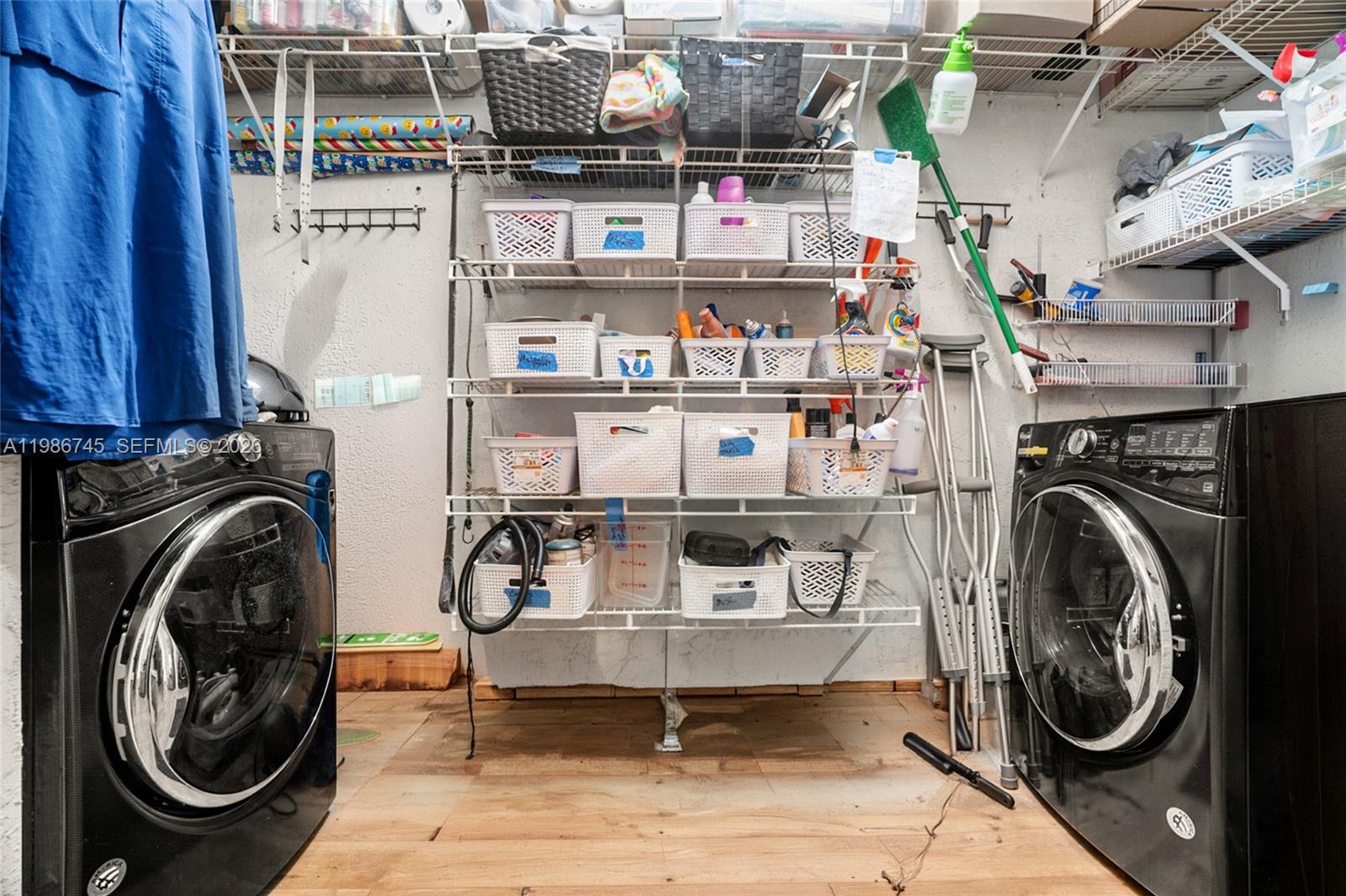 CRESTHAVEN NO 5 - Residential