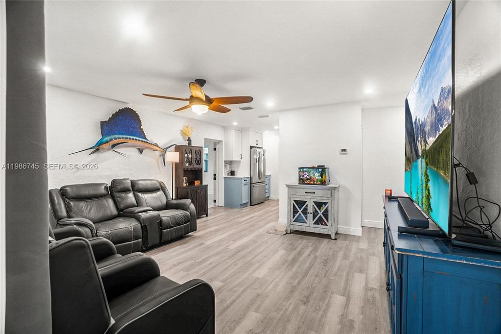 Photo of 2810 NE 11th Ter, Pompano Beach, FL 33064 (MLS # A11986745)