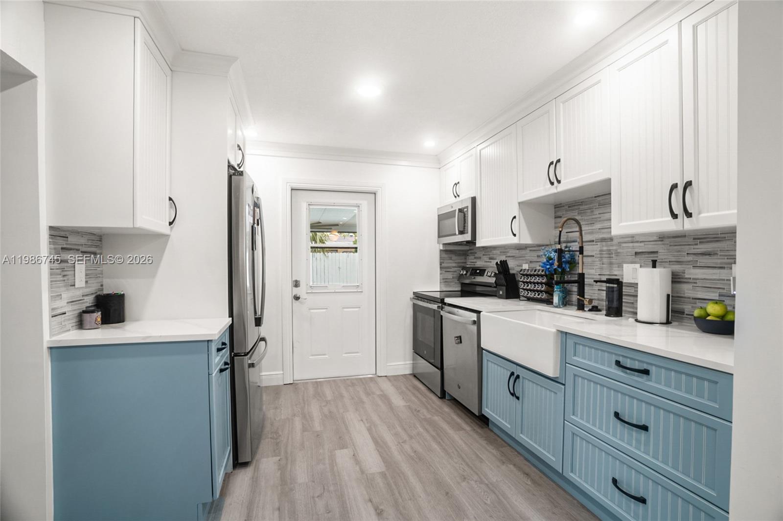 CRESTHAVEN NO 5 - Residential