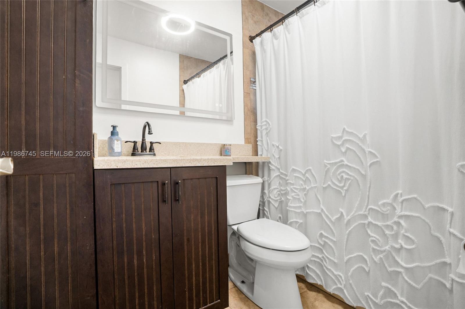 CRESTHAVEN NO 5 - Residential