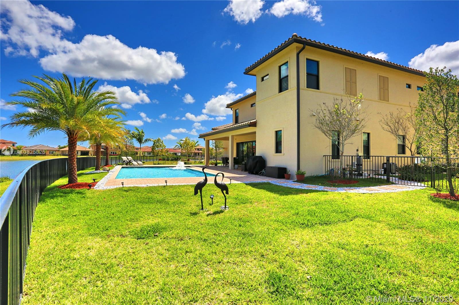 Parkland Bay - Residential