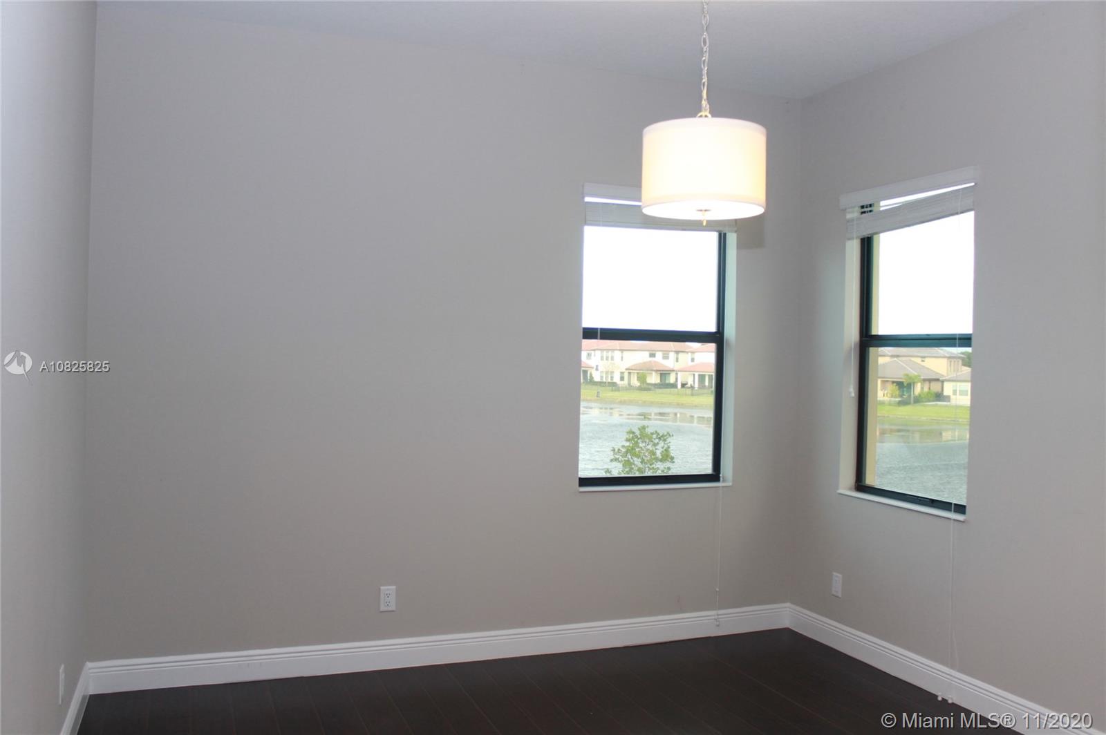 Parkland Bay - Residential