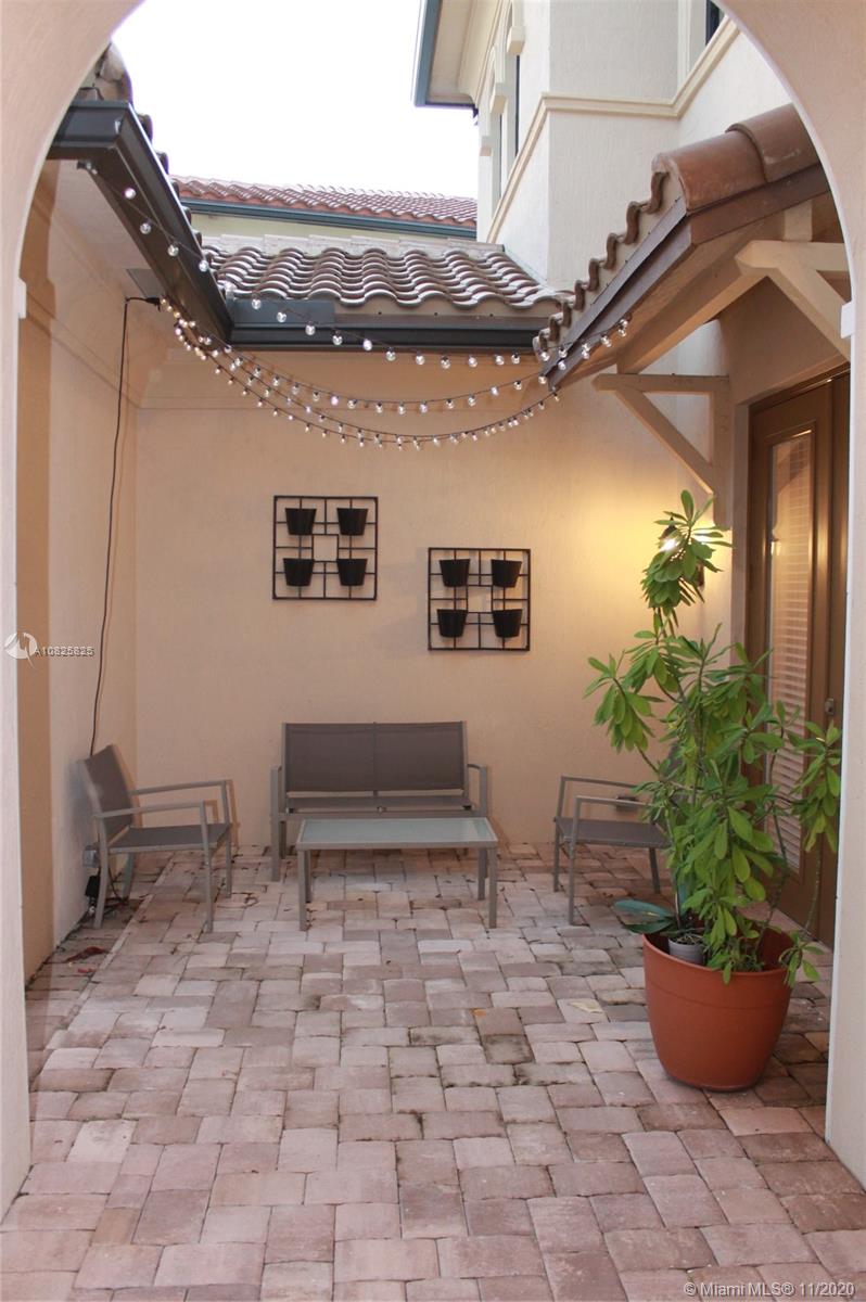 Parkland Bay - Residential