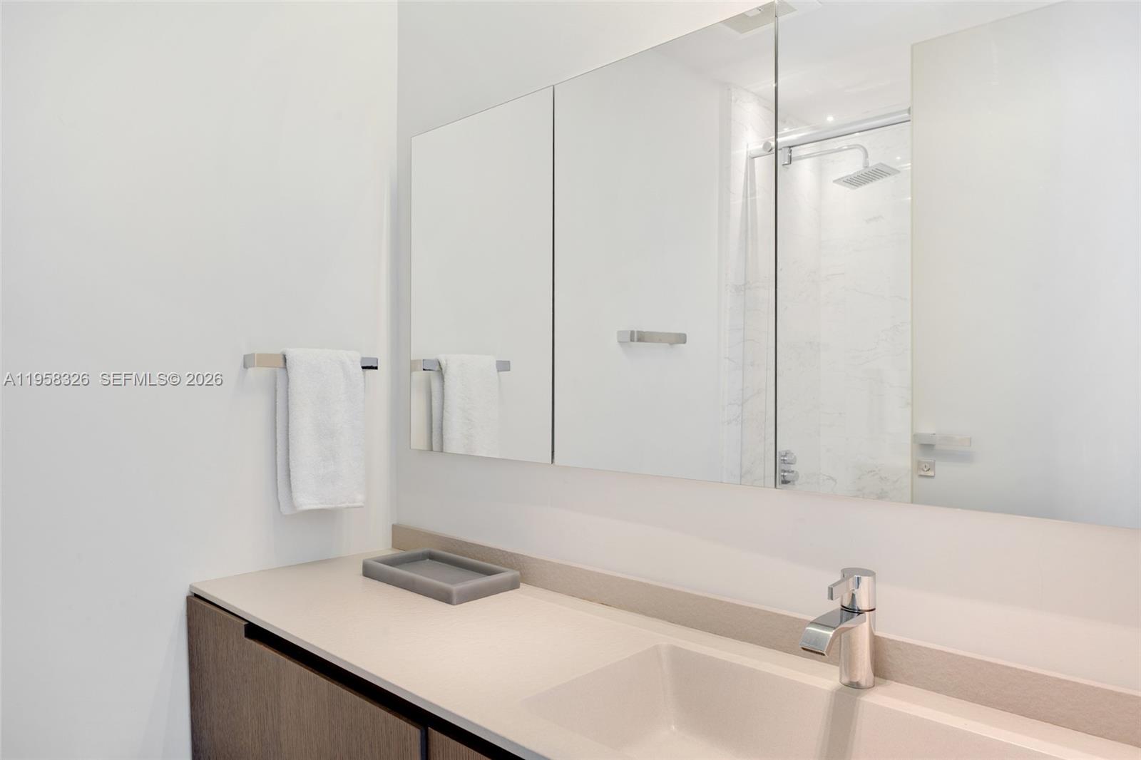 OCEANA KEY BISCAYNE CONDO - Residential