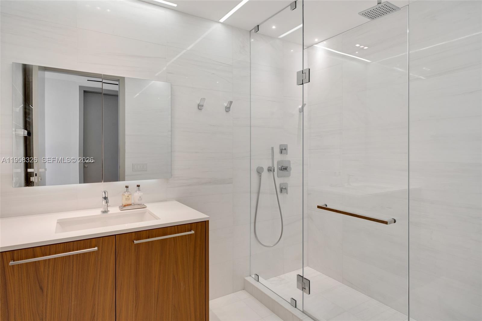 OCEANA KEY BISCAYNE CONDO - Residential