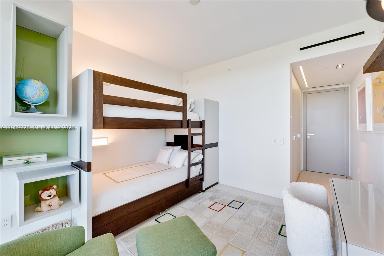 OCEANA KEY BISCAYNE CONDO - Residential