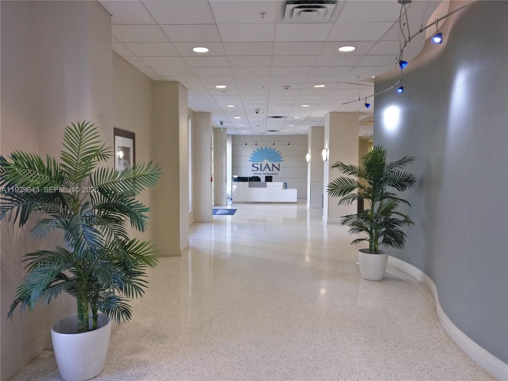 Photo of 4001 S Ocean Dr #2C, Hollywood, FL 33019 (MLS # A11929643)