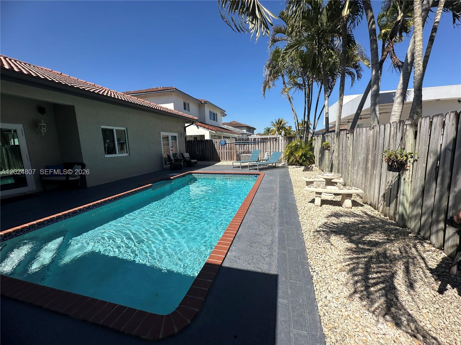 FANTASY REEF - Residential