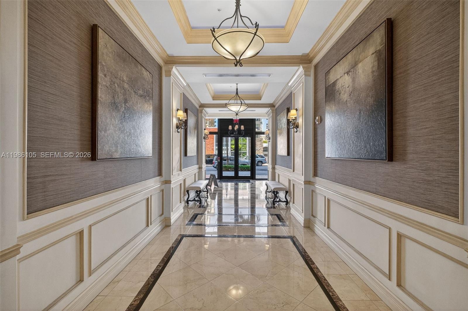 THE PONCE TOWER CONDO - Residential