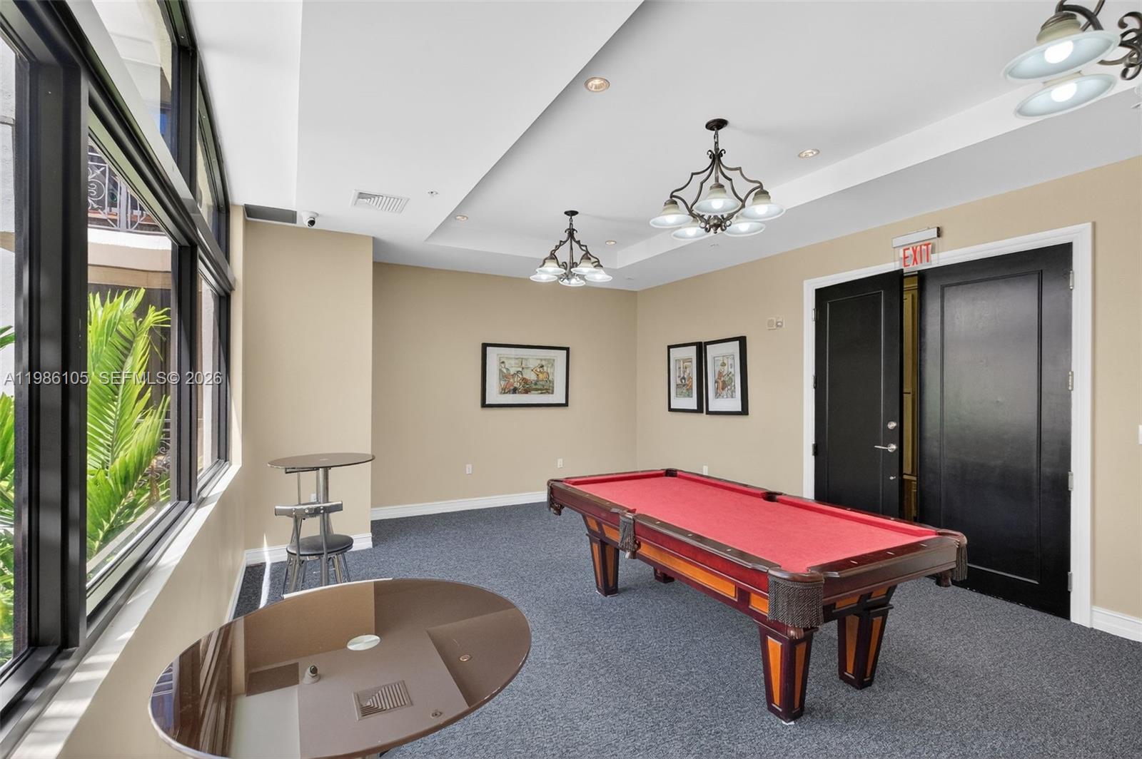 THE PONCE TOWER CONDO - Residential