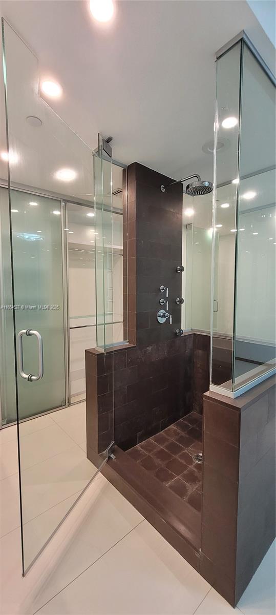 TEN MUSEUM PK RESIDENTIAL - Residential