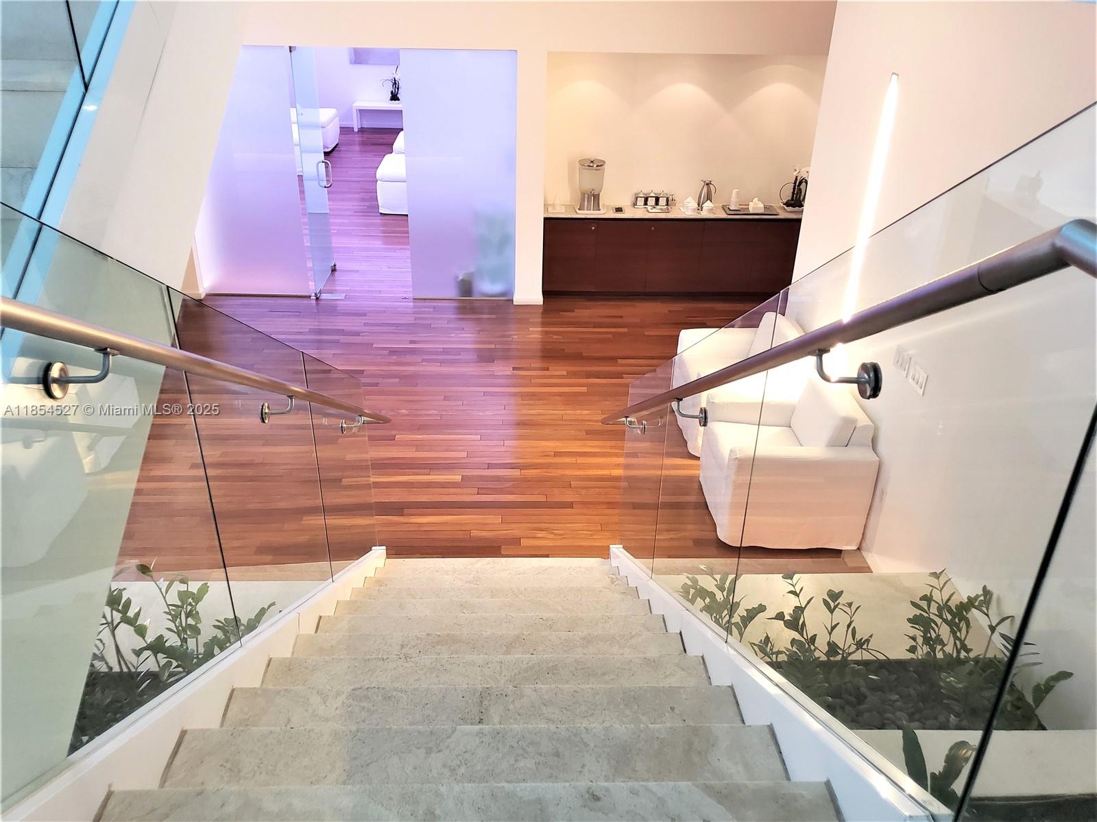 TEN MUSEUM PK RESIDENTIAL - Residential