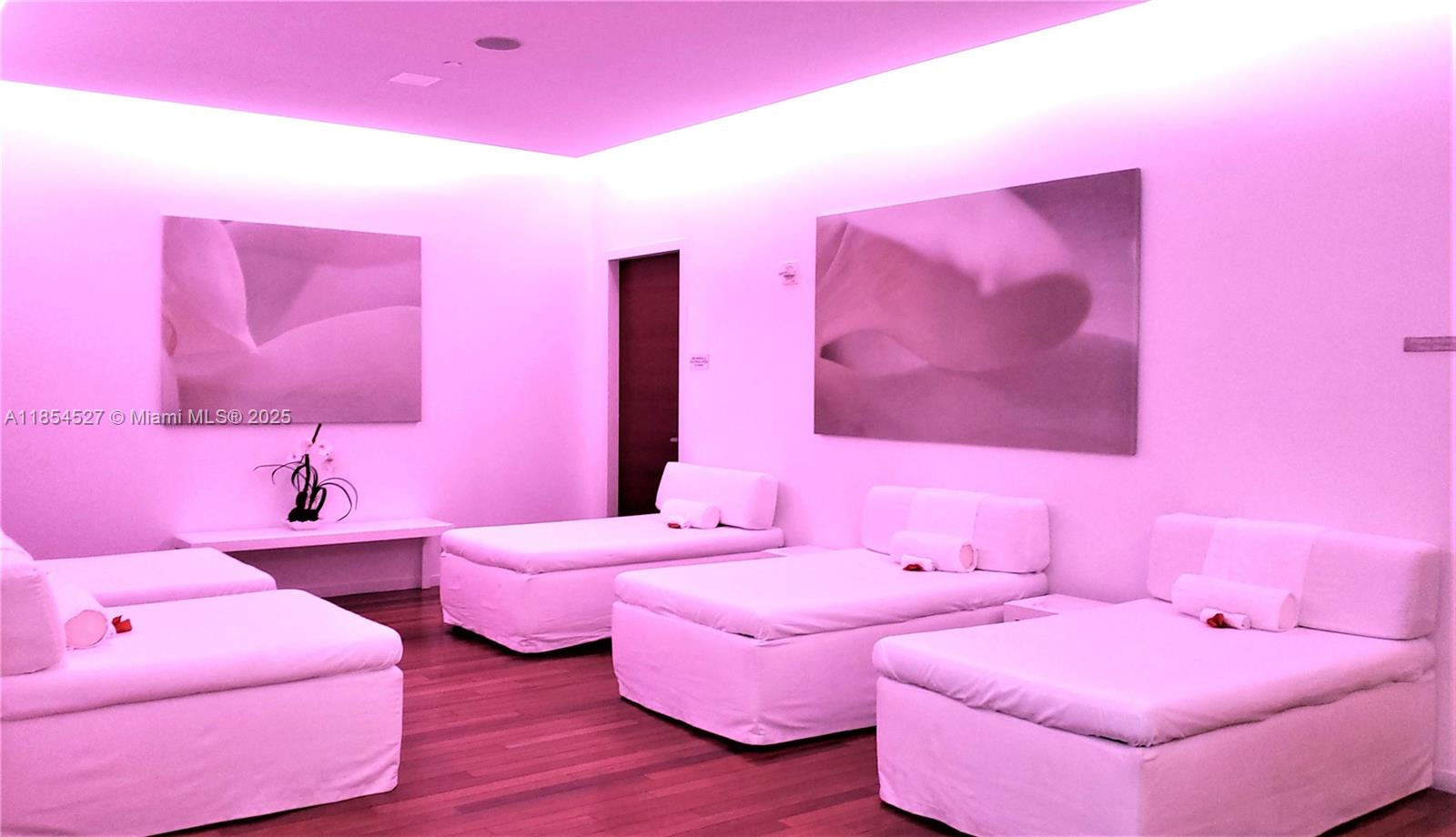 TEN MUSEUM PK RESIDENTIAL - Residential