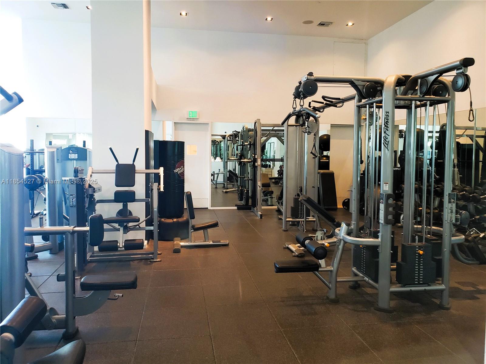 TEN MUSEUM PK RESIDENTIAL - Residential