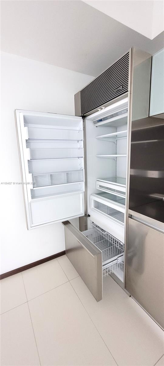 TEN MUSEUM PK RESIDENTIAL - Residential