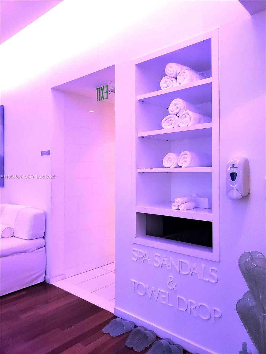 TEN MUSEUM PK RESIDENTIAL - Residential