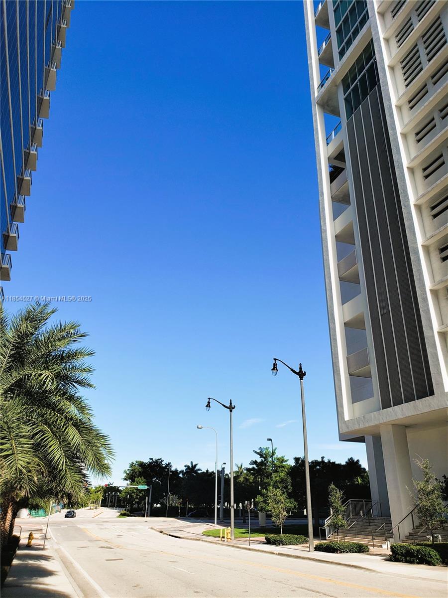 TEN MUSEUM PK RESIDENTIAL - Residential