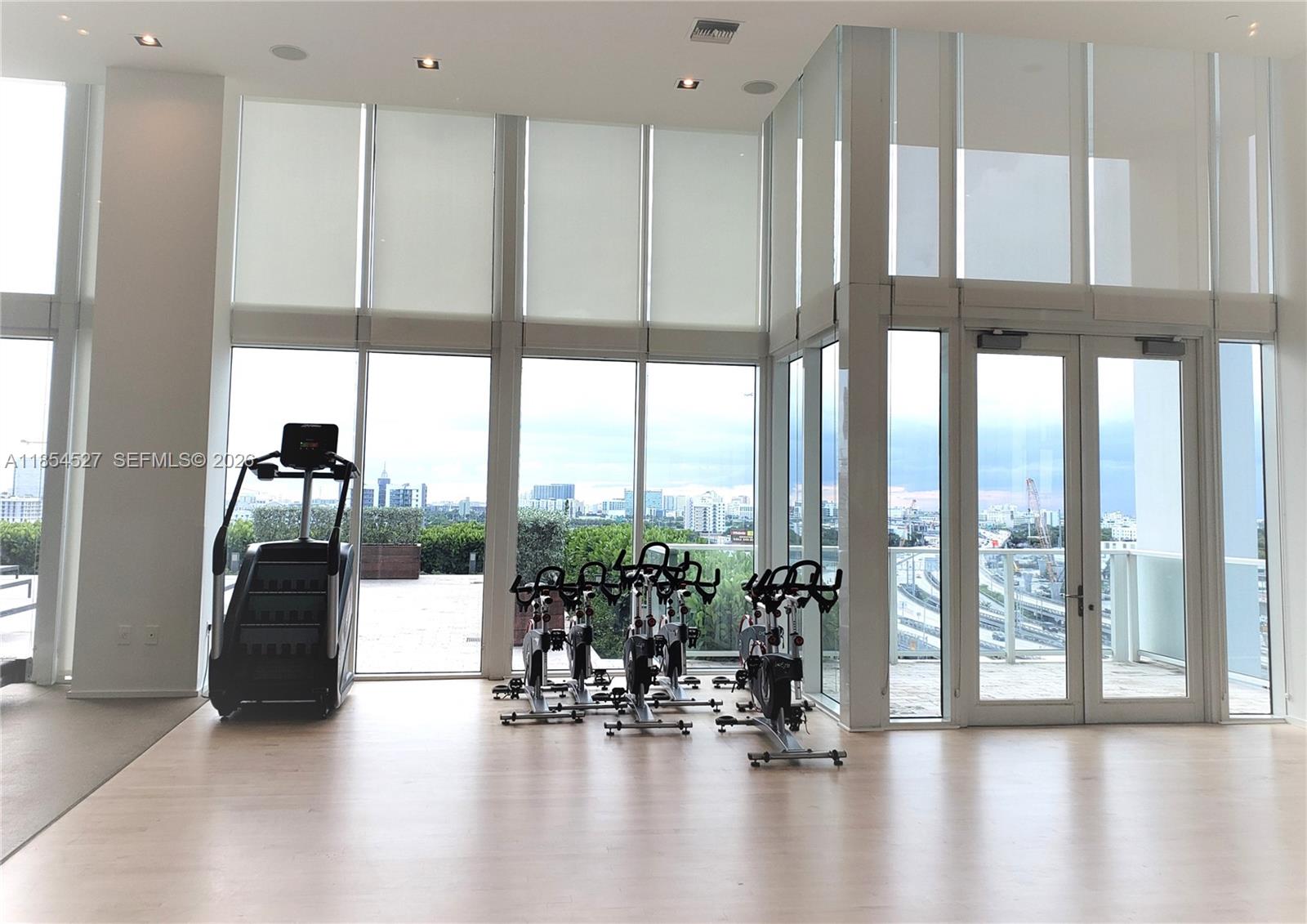 TEN MUSEUM PK RESIDENTIAL - Residential