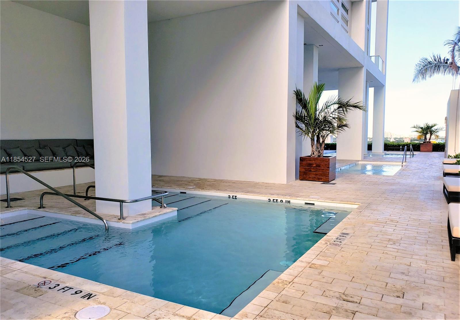 TEN MUSEUM PK RESIDENTIAL - Residential