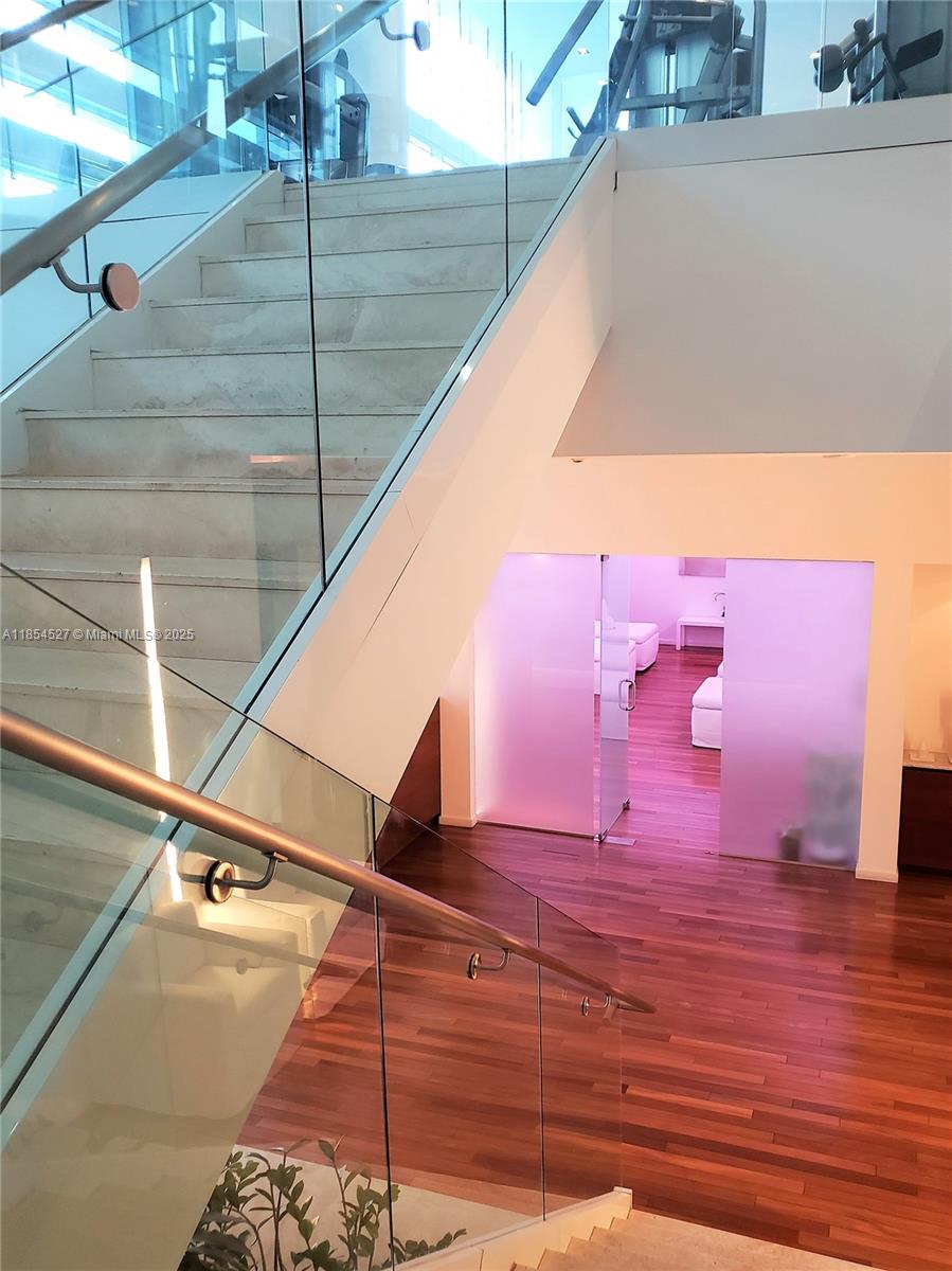 TEN MUSEUM PK RESIDENTIAL - Residential