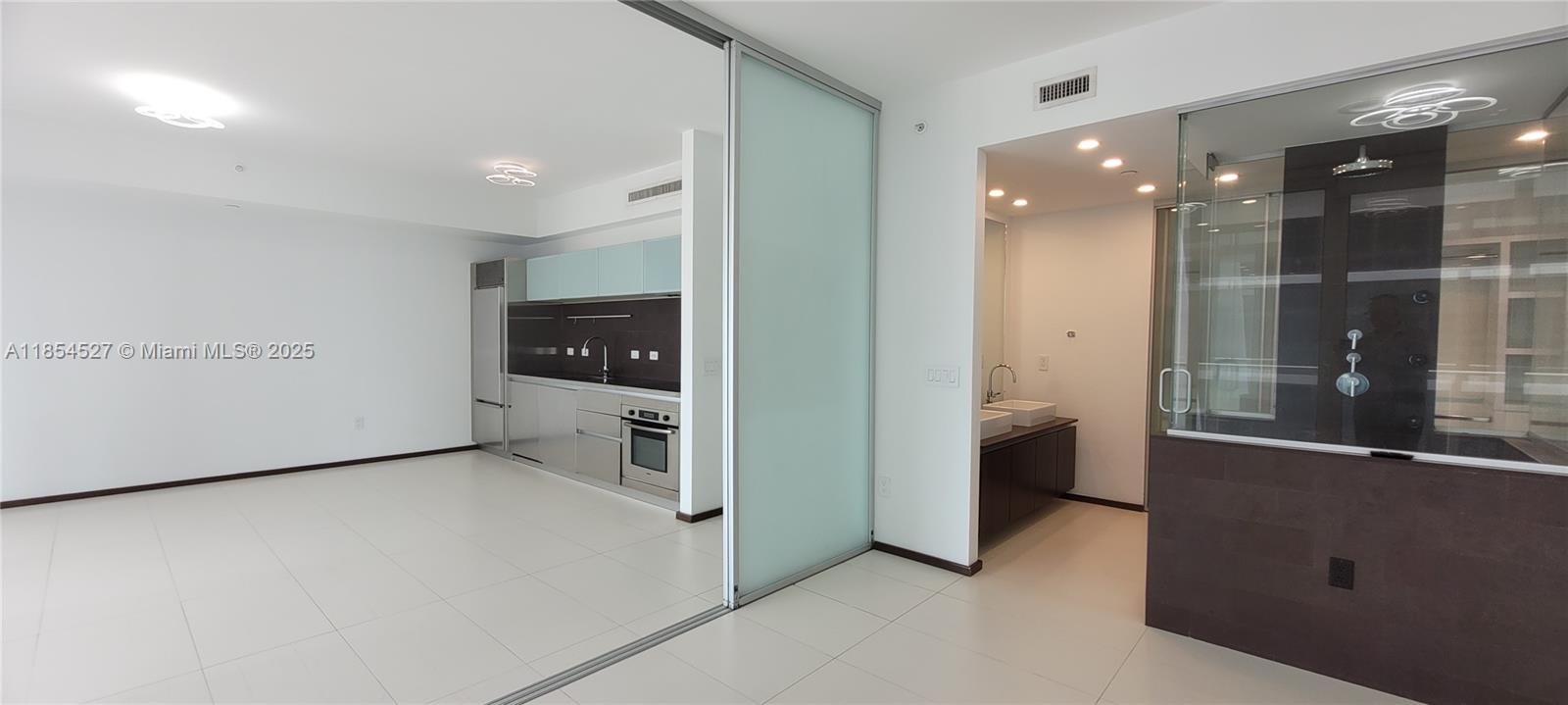 TEN MUSEUM PK RESIDENTIAL - Residential