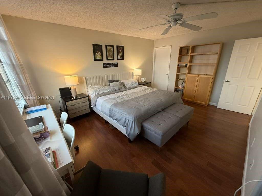 ENVIRON I CONDO 9 - Residential