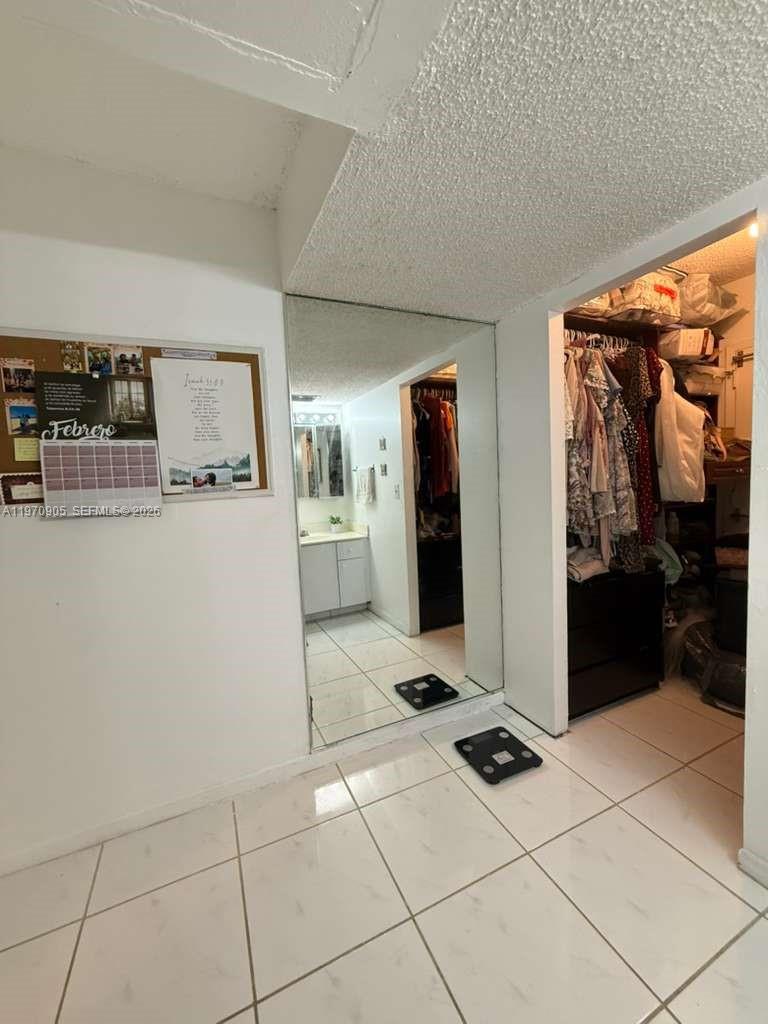 ENVIRON I CONDO 9 - Residential