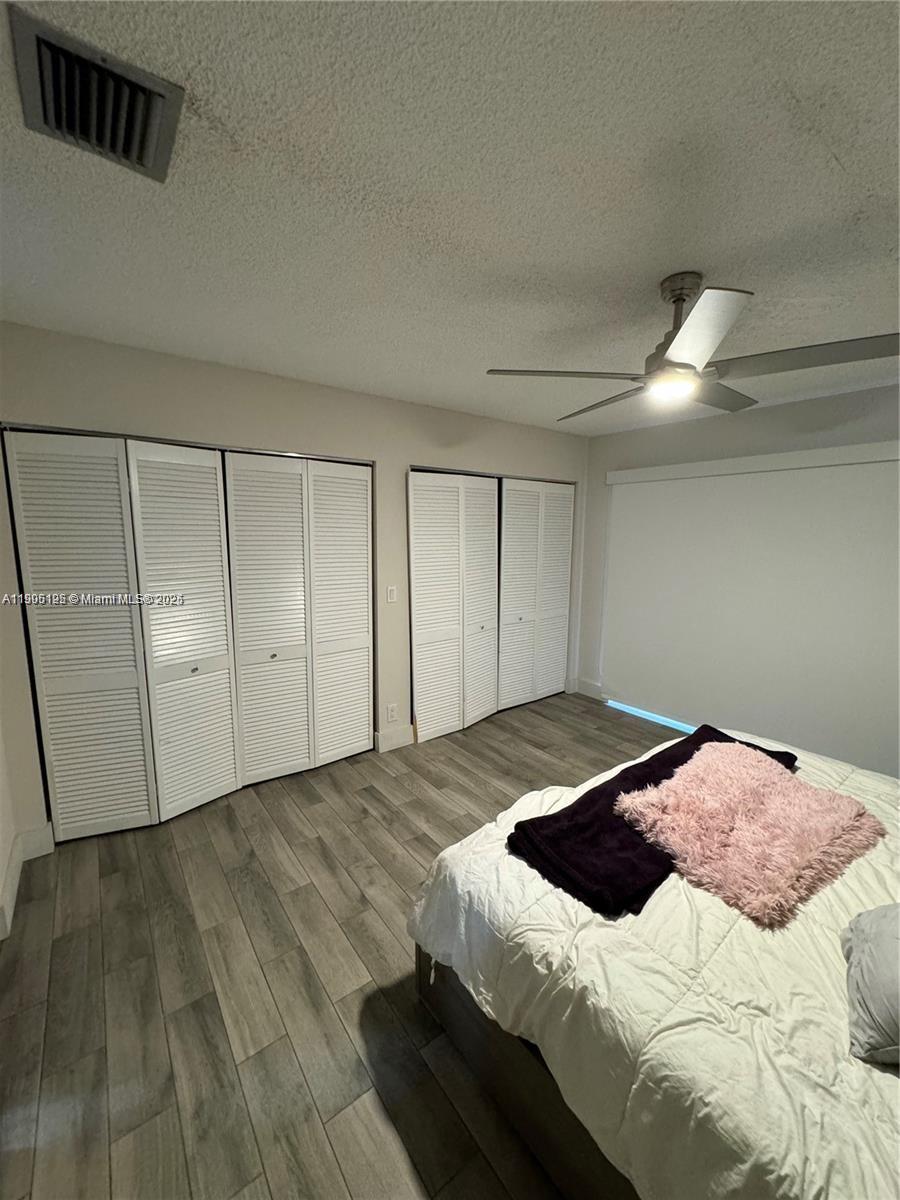 PEMBROKE LAKES SOUTH - Residential