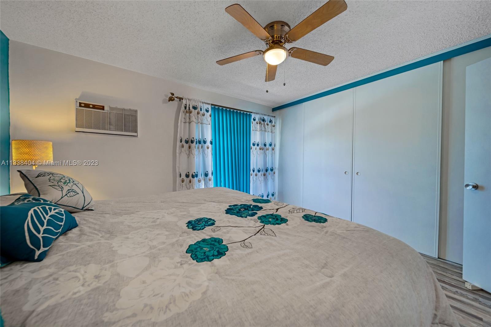 GOLDEN TOWERS CO-OP - Residential