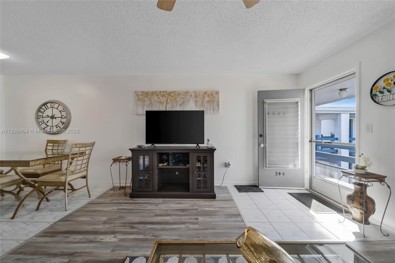 GOLDEN TOWERS CO-OP - Residential