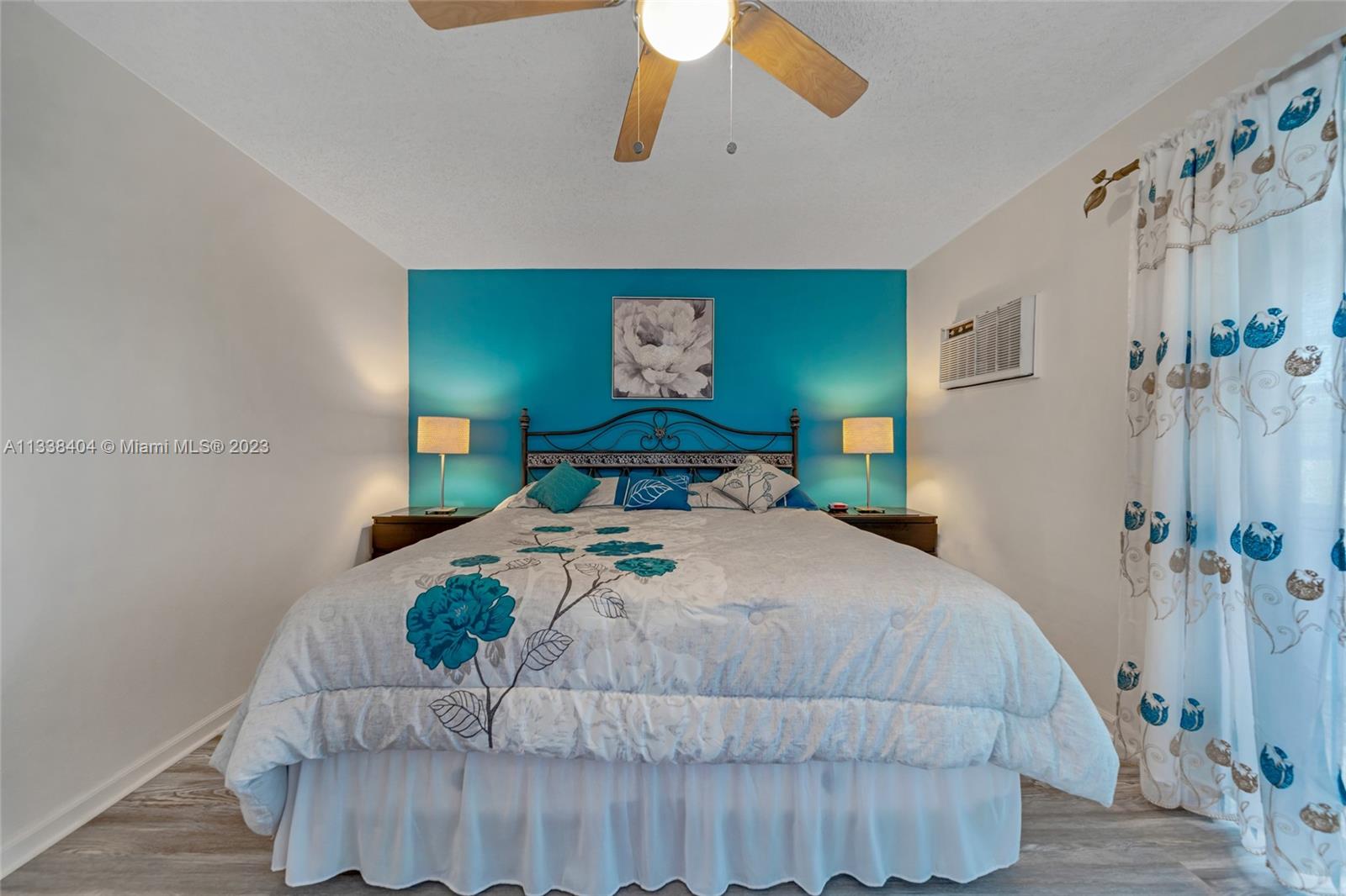 GOLDEN TOWERS CO-OP - Residential