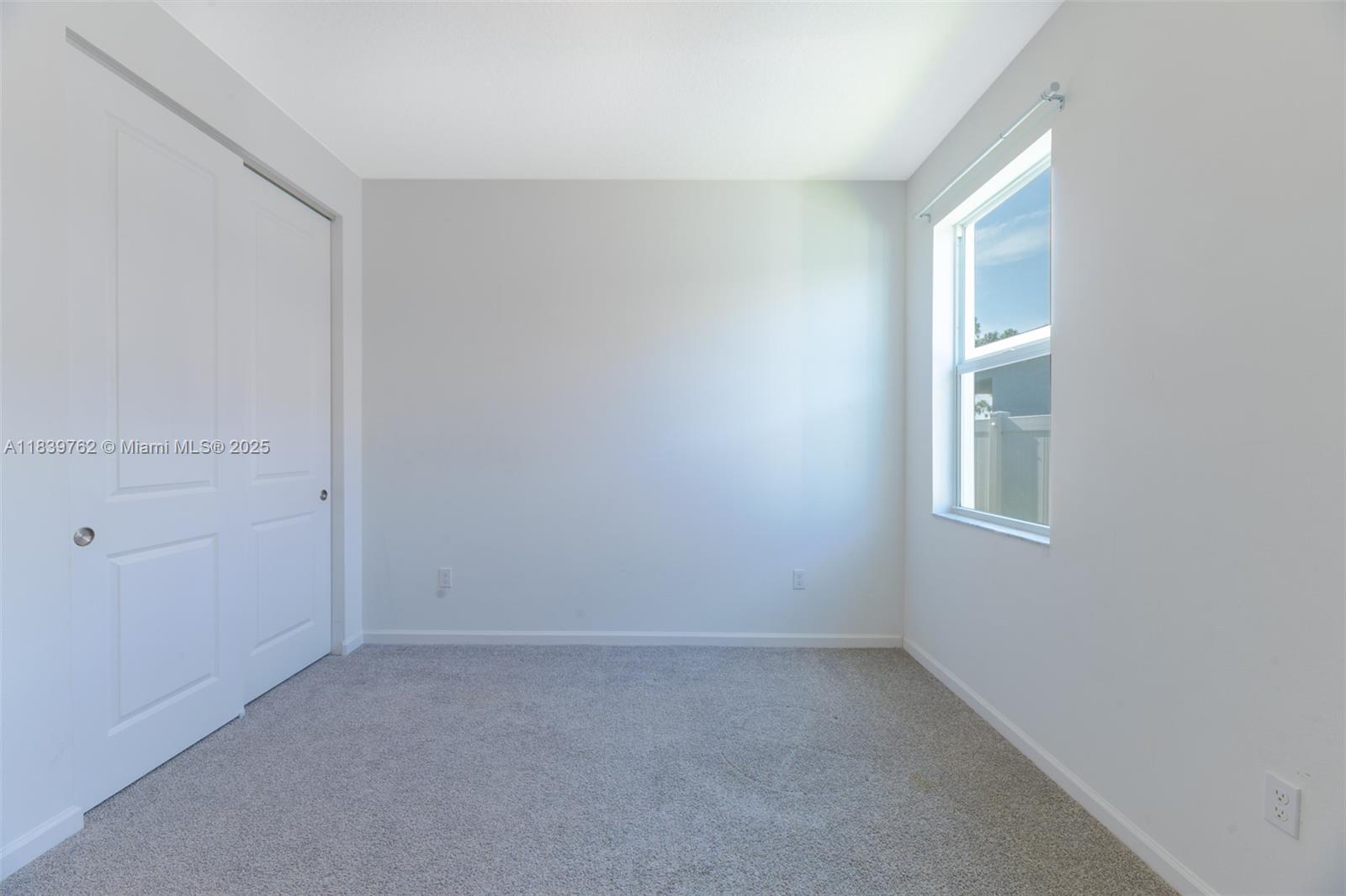 EMERY II - Residential