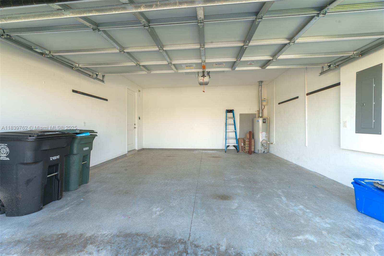 EMERY II - Residential