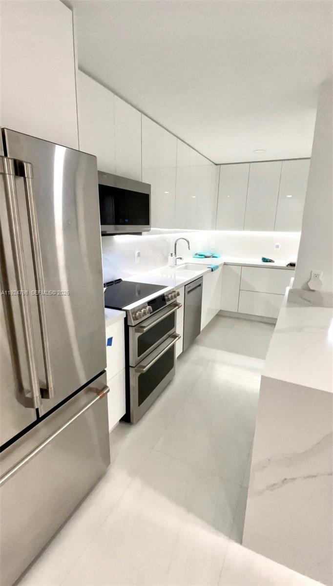 1100 ALTON ROAD CONDO APT - Residential Lease