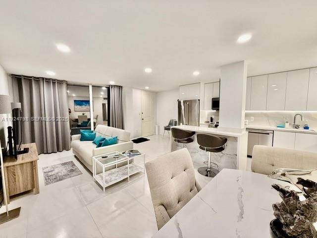 1100 ALTON ROAD CONDO APT - Residential Lease