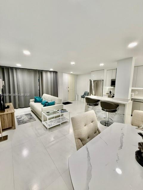 1100 ALTON ROAD CONDO APT - Residential Lease