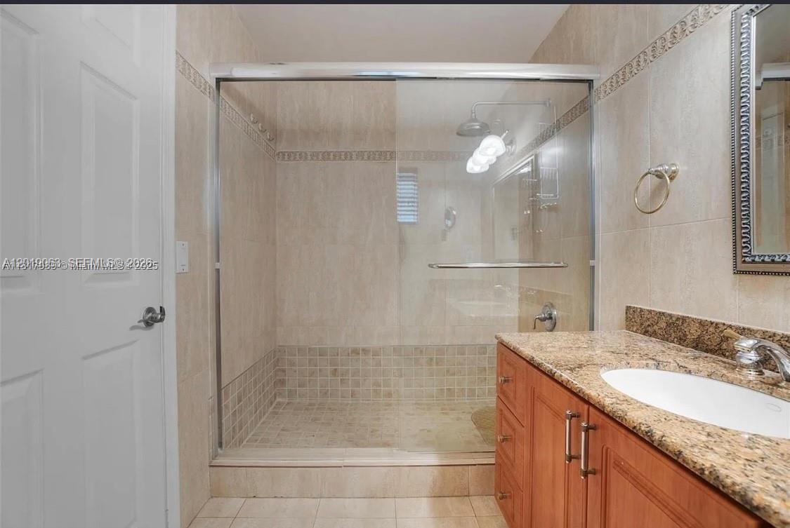 3643 Estepona Ave B28-A