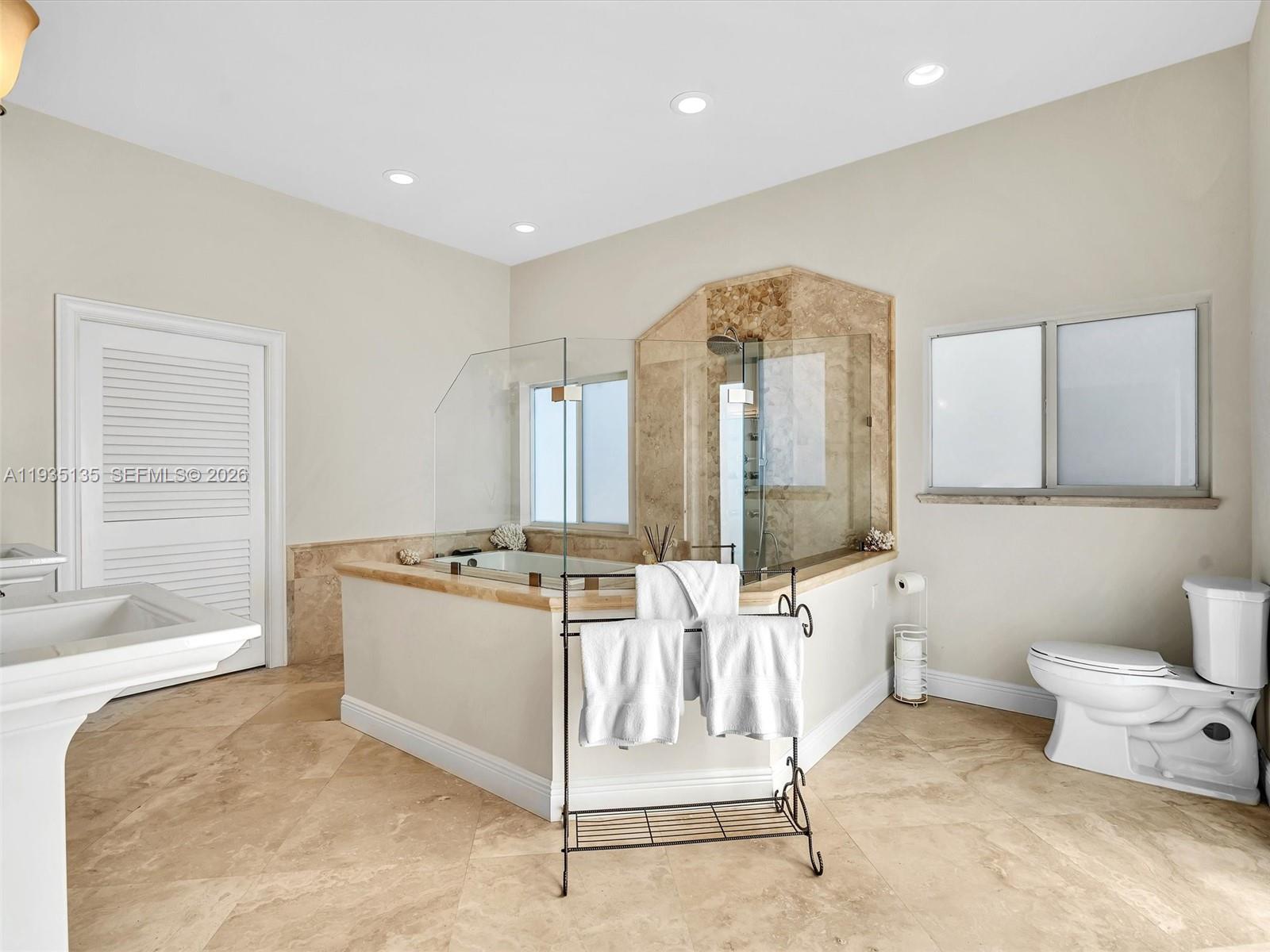 CONNOR ESTATES - Residential