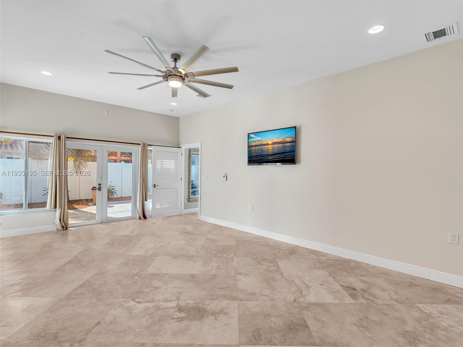 CONNOR ESTATES - Residential