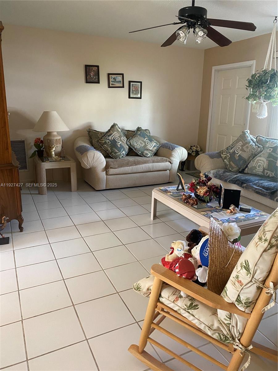 PARADISE GARDENS SEC 3 - Residential