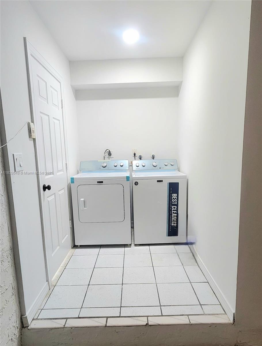 8576 SW 210th Ter