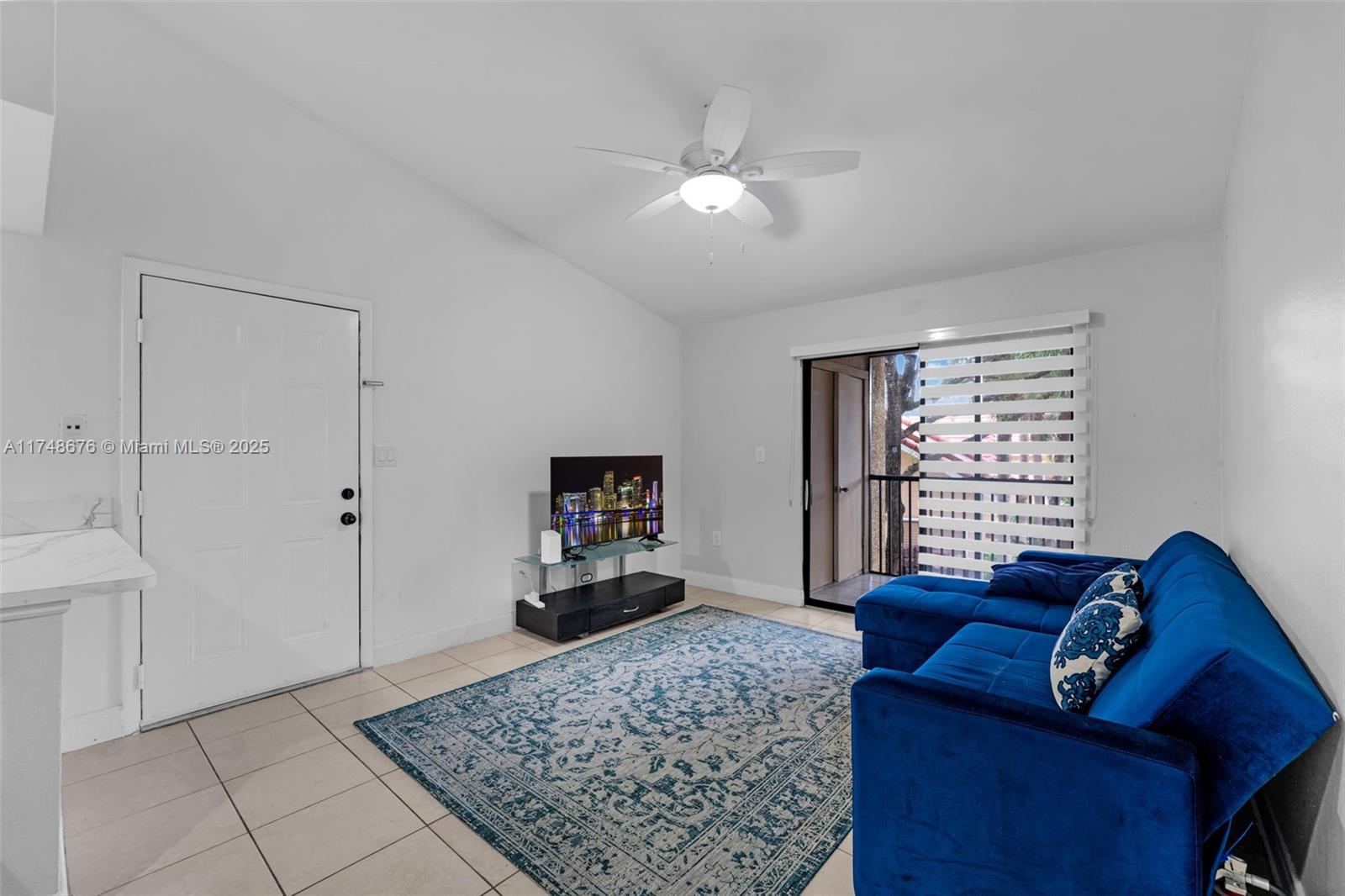BISCAYNE BEACH CLUB CONDO - Residential