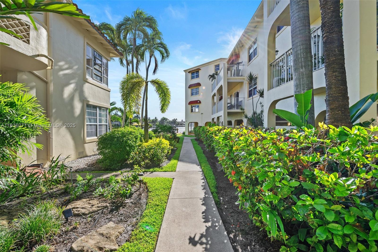 FORT LAUDERDALE YACHT - Residential