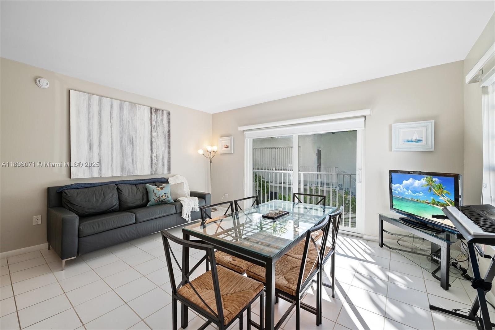 FORT LAUDERDALE YACHT - Residential