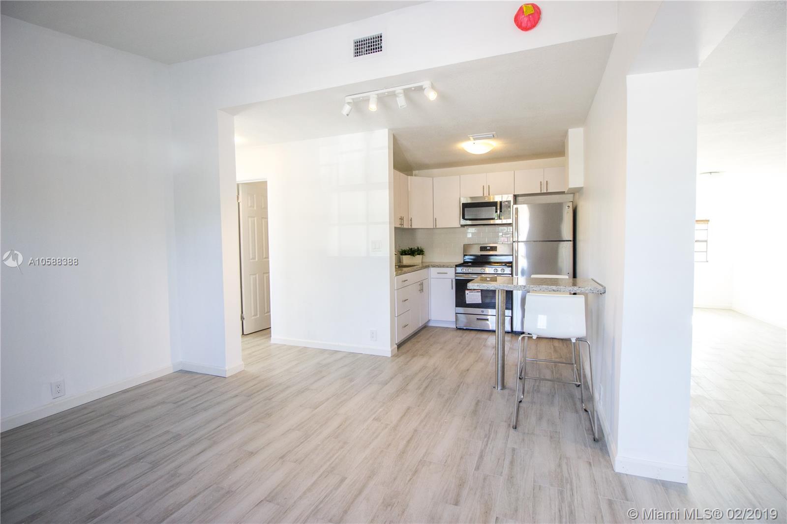 LAKE FOREST SEC ONE - Residential