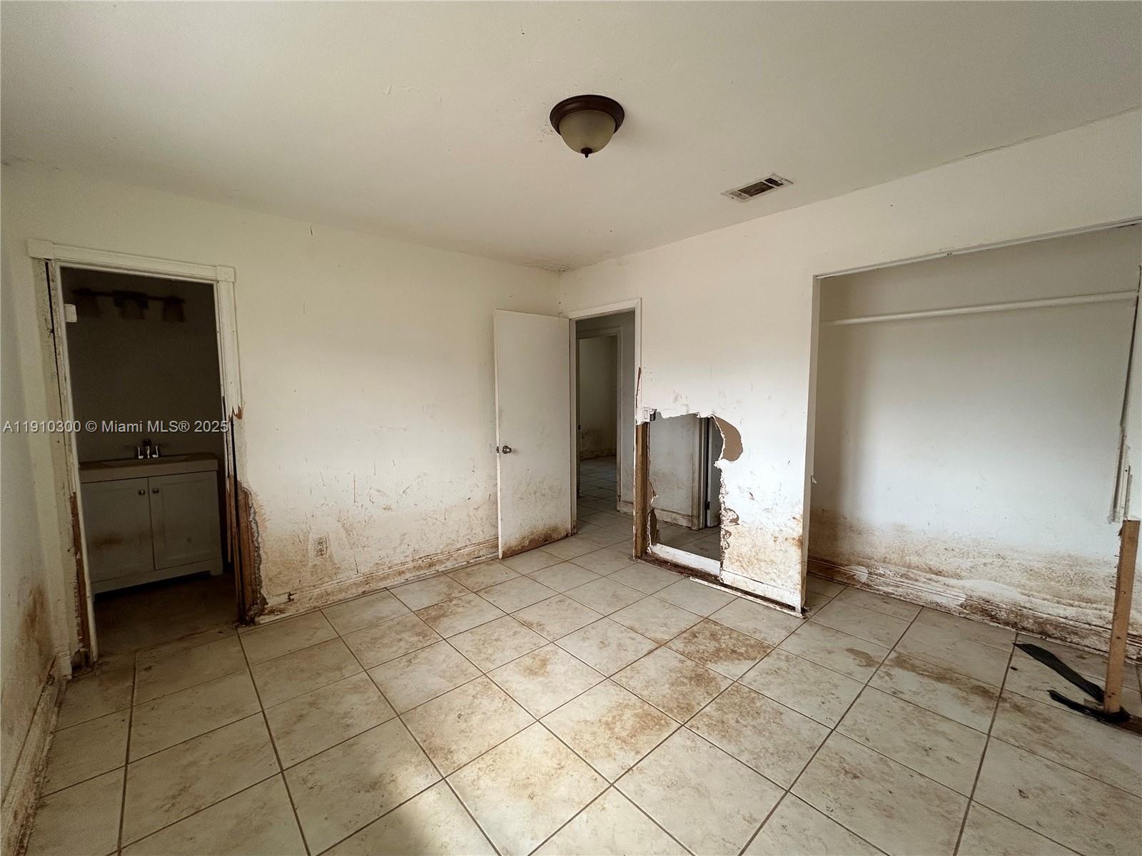 HEFTLER HOMES SEC 1 - Residential