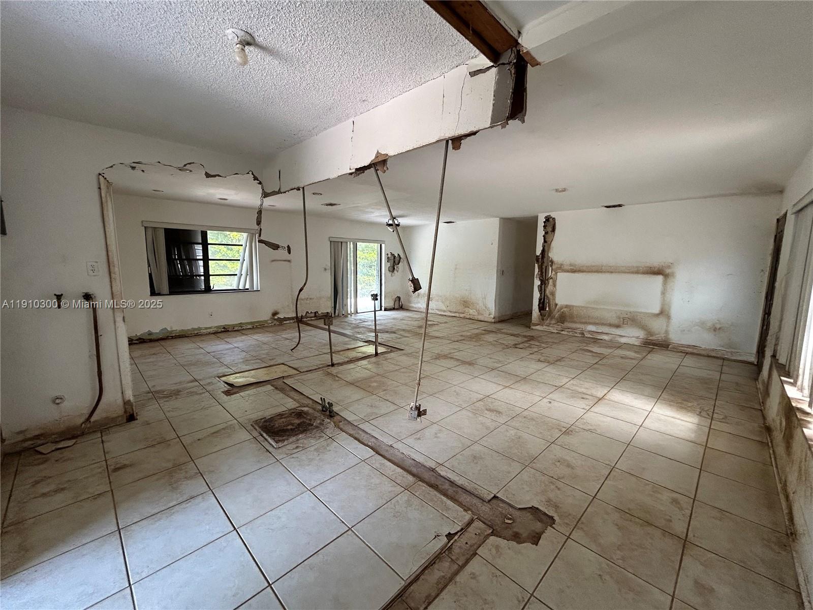 HEFTLER HOMES SEC 1 - Residential